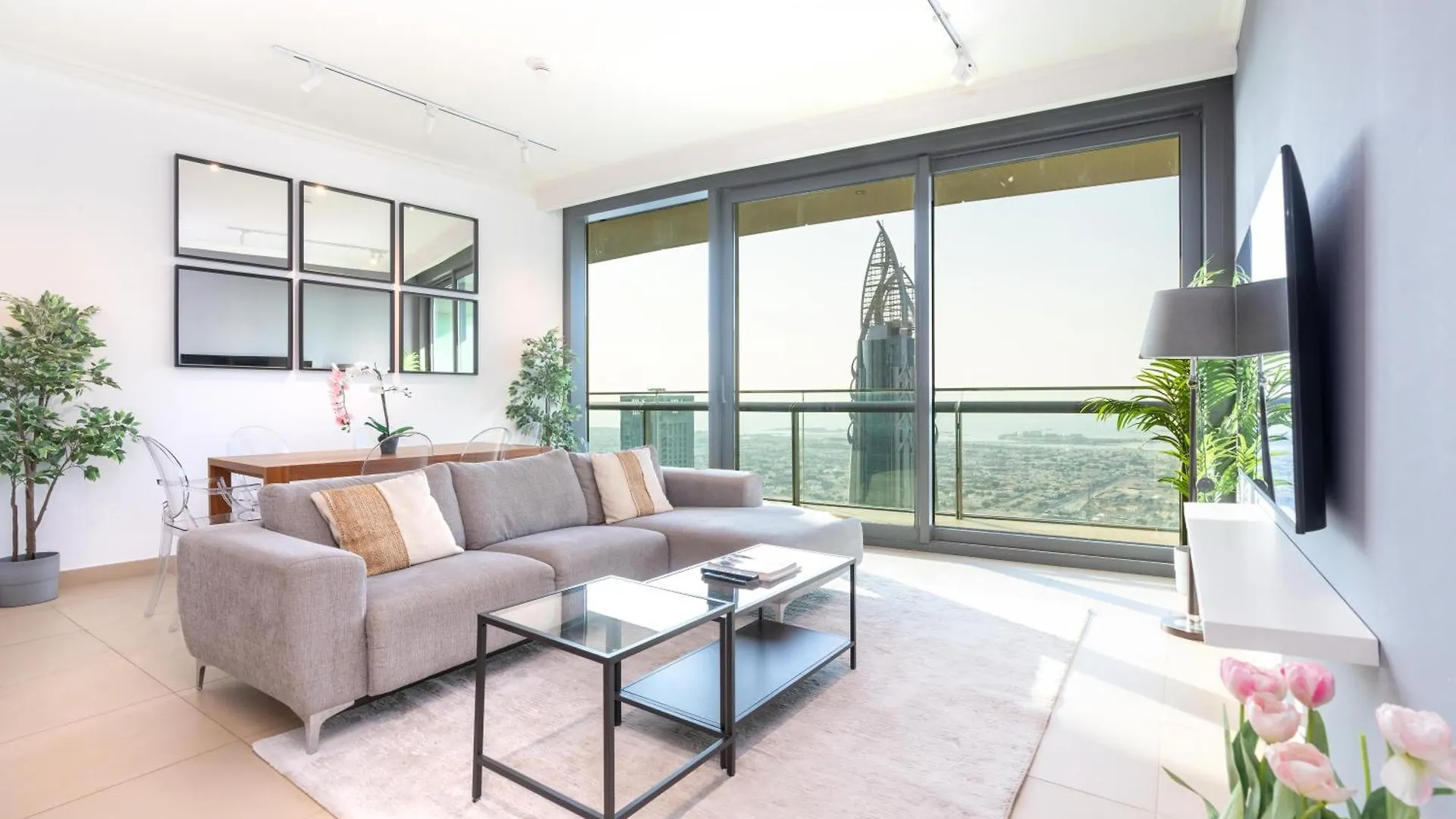 Vacay Lettings - Burj Vista Tower 1- Direct Dubai Mall Access 0*,